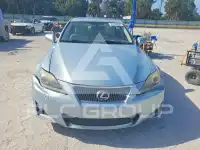 2013 Lexus IS photo