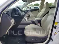 2013 Lexus IS фото