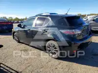 2013 Lexus CT200 photo