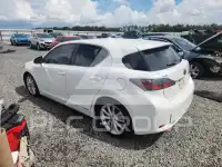2013 Lexus CT200 photo