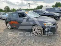 2013 Lexus CT photo