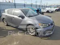 2013 Lexus CT200 photo