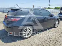 2013 Lexus CT200 photo