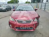 2013 Lexus CT200 photo