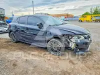 2013 Lexus CT200 photo