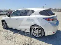 2013 Lexus CT200 photo