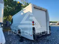 2013 Isuzu NPR фото