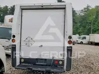 2013 Isuzu NPR фото