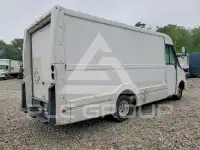 2013 Isuzu NPR фото