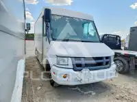 2013 Isuzu NPR фото