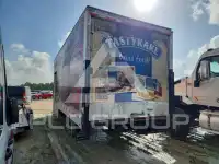2013 Isuzu NPR фото