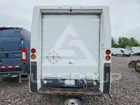 2013 Isuzu NPR фото