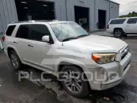 2013 Toyota 4 RUNNER photo