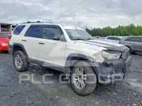 2013 Toyota 4 RUNNER photo
