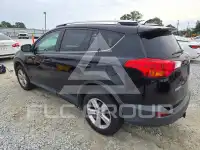 2013 Toyota RAV4 photo