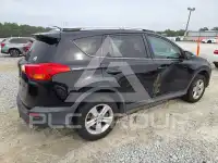 2013 Toyota RAV4 photo