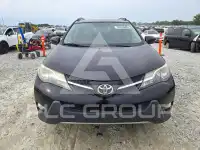 2013 Toyota RAV4 photo