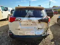 2013 Toyota RAV4 photo