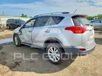 2013 Toyota RAV4 photo