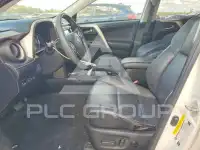 2013 Toyota RAV4 фото