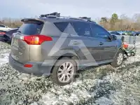 2013 Toyota RAV4 photo