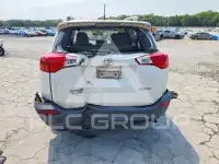 2013 Toyota RAV4 photo