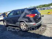 2013 Toyota RAV4 фото