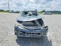 2013 Toyota RAV4 photo