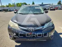 2013 Toyota RAV4 фото