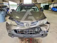 2013 Toyota RAV4 фото