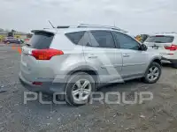 2013 Toyota RAV4 photo