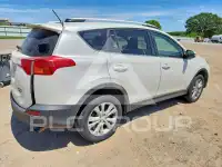 2013 Toyota RAV4 photo