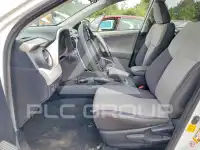 2013 Toyota RAV4 photo