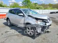 2013 Toyota RAV4 фото