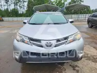 2013 Toyota RAV4 photo