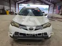 2013 Toyota RAV4 photo