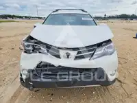 2013 Toyota RAV4 photo