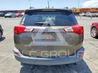 2013 Toyota RAV4 photo