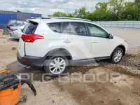 2013 Toyota RAV4 photo