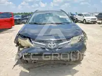 2013 Toyota RAV4 photo