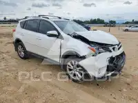 2013 Toyota RAV4 photo