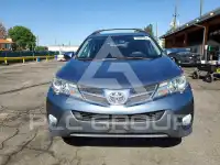 2013 Toyota RAV4 фото