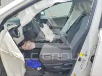 2013 Toyota RAV4 photo