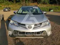 2013 Toyota RAV4 photo