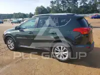 2013 Toyota RAV4 photo