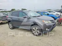 2013 Toyota RAV4 photo