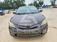 2013 Toyota COROLLA фото