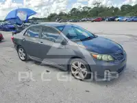 2013 Toyota COROLLA фото