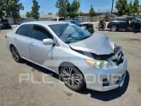 2013 Toyota COROLLA фото