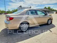 2013 Toyota COROLLA фото
